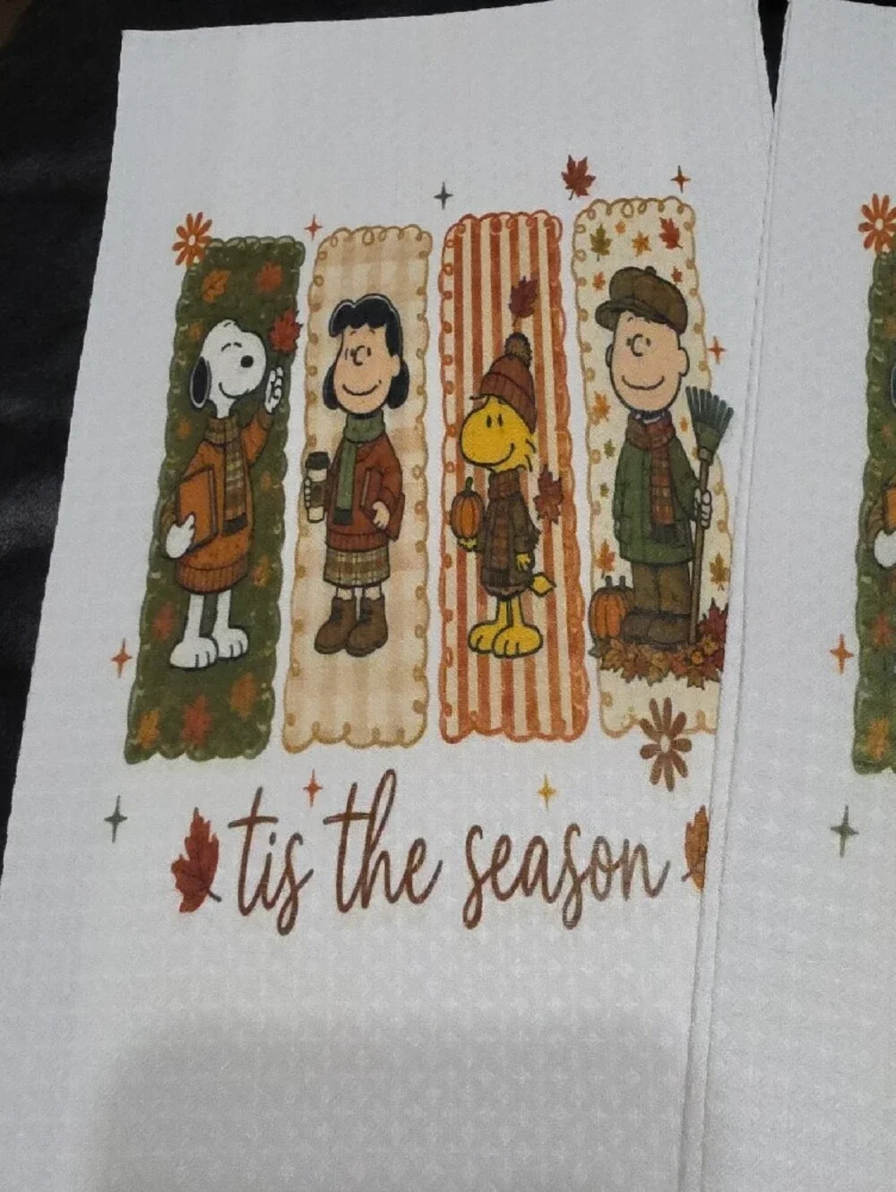 Peanuts White Kitchen Towels with Autumn Character Panels